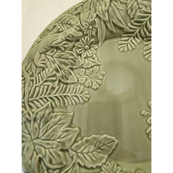 PLATE-SERVING/DECORATIVE-PORTA-Portugal-Green-Embossed-Floral-Frog-Lizard-11" - Picture 11 of 16